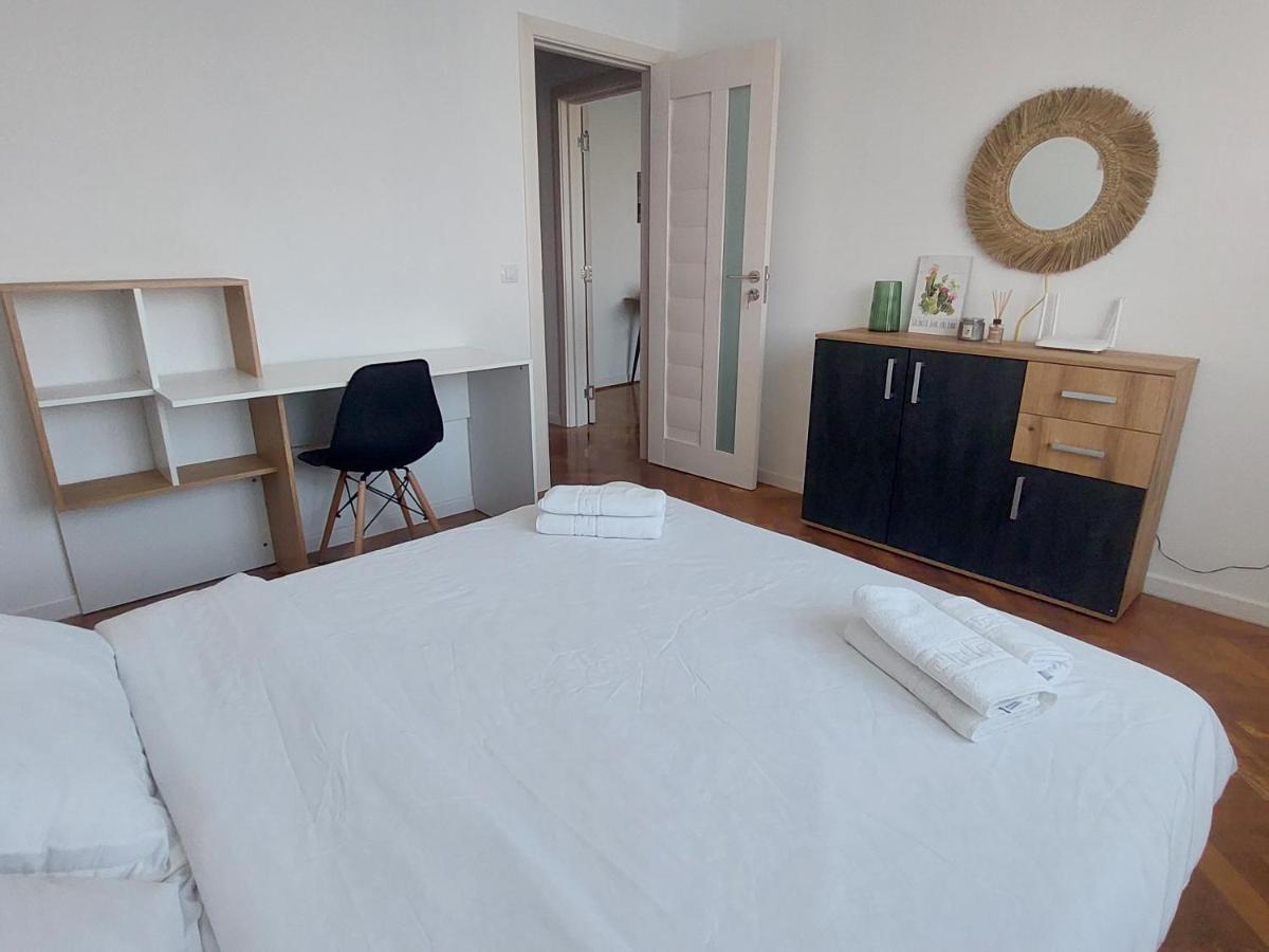 Eli'S Apartments -Ultracentral Near Palas Iasi Eksteriør billede