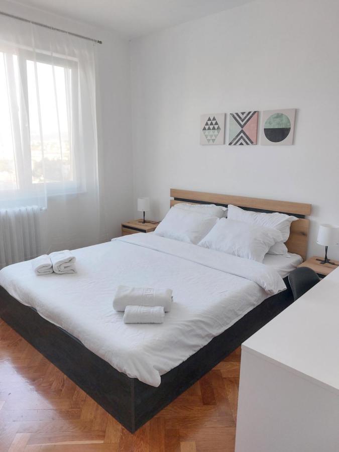 Eli'S Apartments -Ultracentral Near Palas Iasi Eksteriør billede